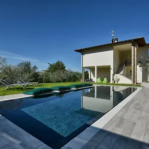  Apartment Verdeulivo Relax Italien